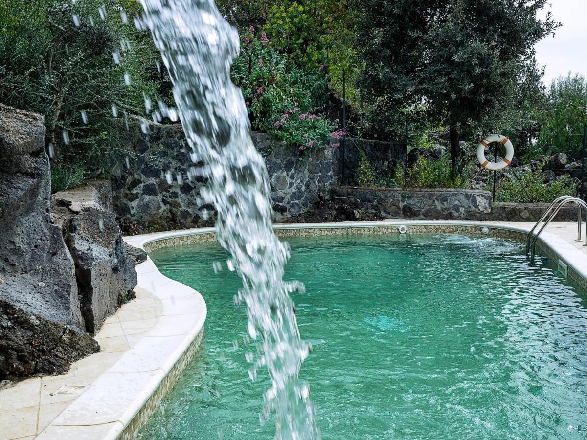 Fontana Del Cherubino Santa Maria di Licodia Luaran gambar